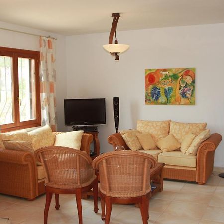 Chrisuli - Well Furnished Villa With Panoramic Views In Moraira Habitación foto