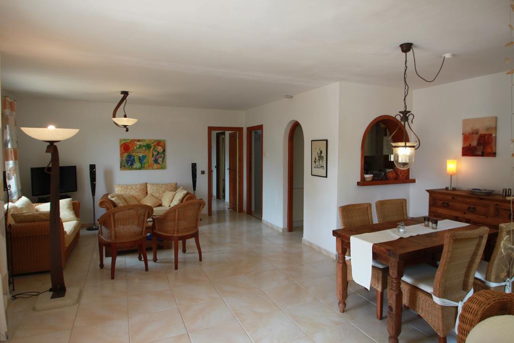 Chrisuli - Well Furnished Villa With Panoramic Views In Moraira Habitación foto